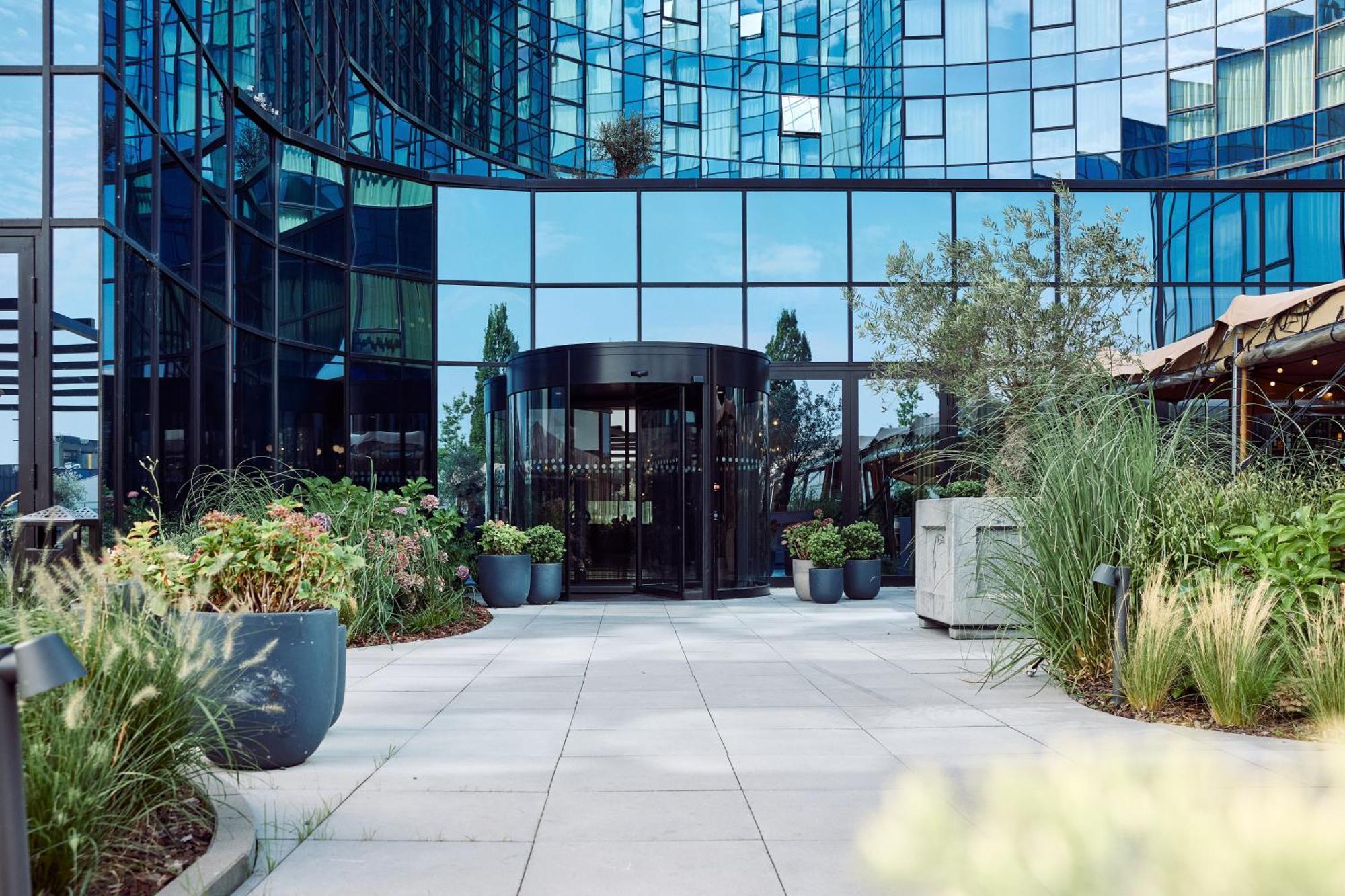 Van Der Valk Hotel Gent Exterior foto